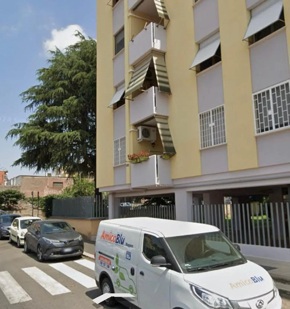 Lägenhet Grelly'S House - Holiday In Rome - 50 Meters From The Metro